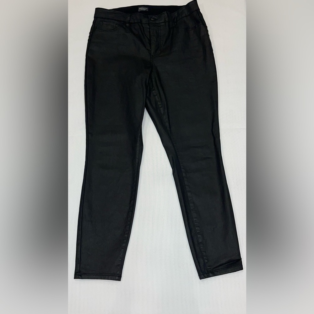 Ladies Bold Elements black faux leather jean size 14 worn 1x perfect condition